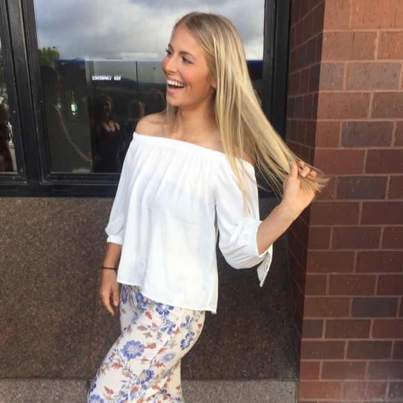 Top - Picture 2 of 2